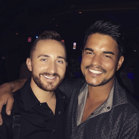 Meet your Posher, Jeffrey - Picture 1 of 1